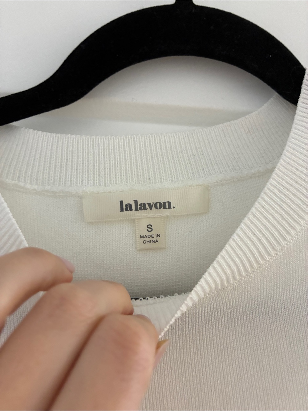 LALAVON RUFFLE SLEEVE TOP - Picture 4 of 4